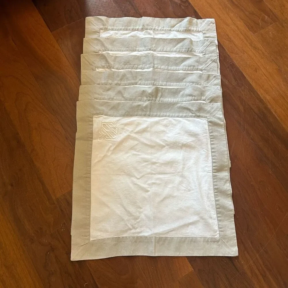 Pottery Barn linen blend square placemats 20